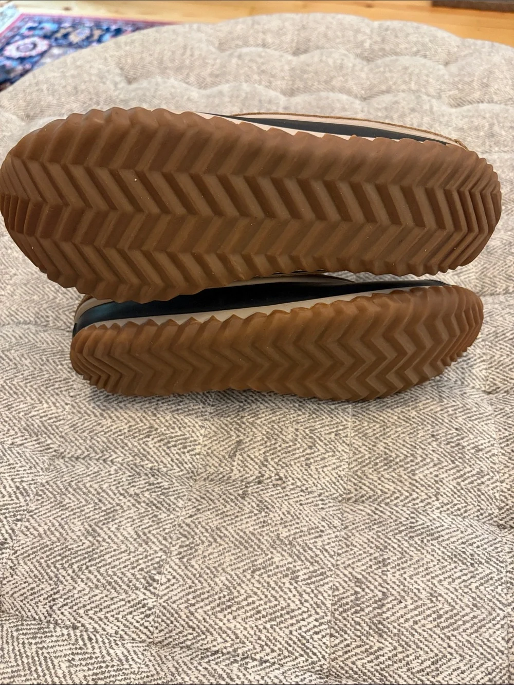 Sorel Out and About waterproof boots size 9